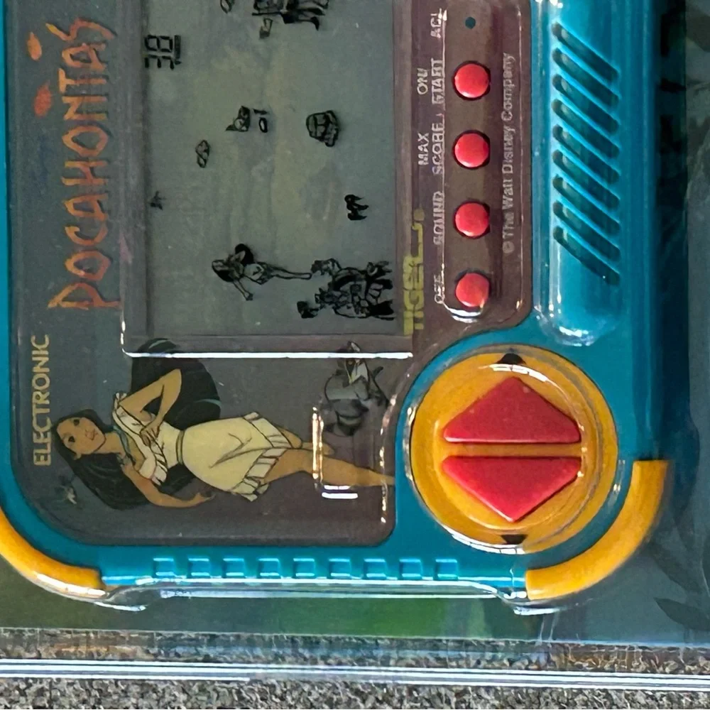 Vintage 1995 Tiger Electronics Pocahontas Handheld Game In Original Package